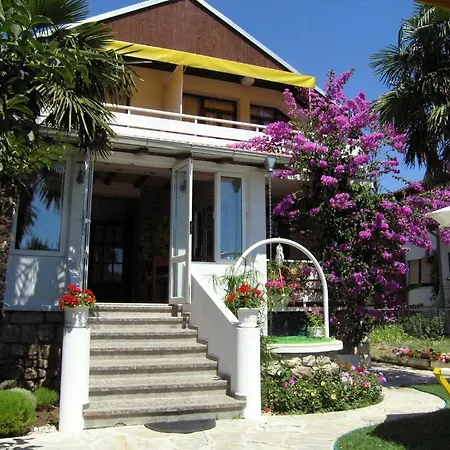 Guest house Ema Sukosan